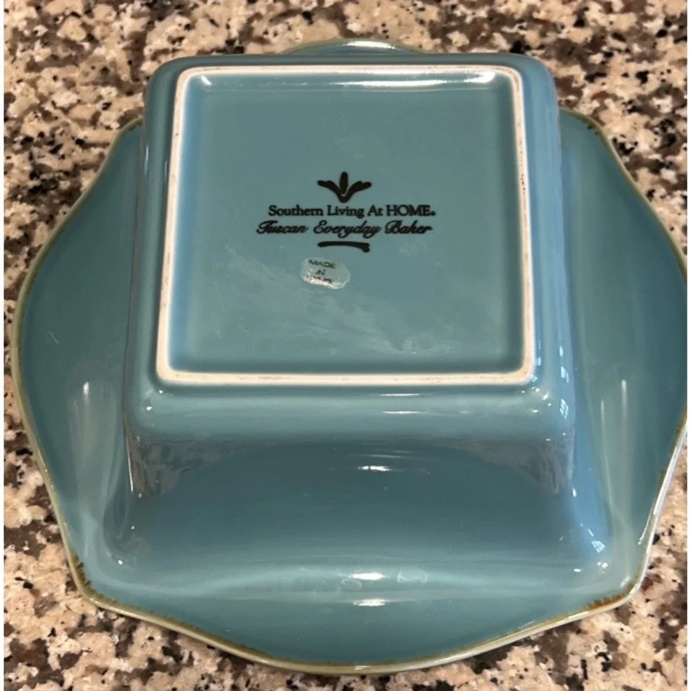 Southern Living at Home Tuscan Everyday Baker Teal/Brown Stoneware Brazil